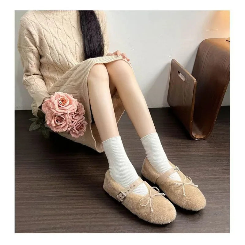 2025 Winter New Warm Fur Flat Shoes Women's Fashion Round Head Butterfly Rivets Soft Sole Shoes Non-slip Plush Mary Jane Shoes